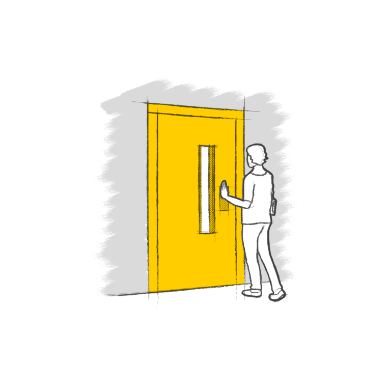 Dessin d'une porte d'ascenseur manuelle et quelqu'un qui essaie de l'ouvrir.